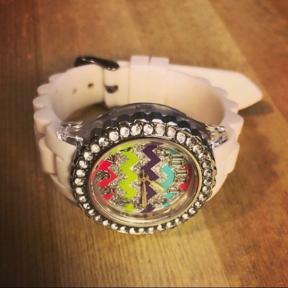 Accutime Watch